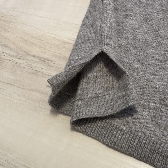 & Other Stories Women XS Sweater Wool Blend Button Up Oversized Beige - Picture 6 of 10